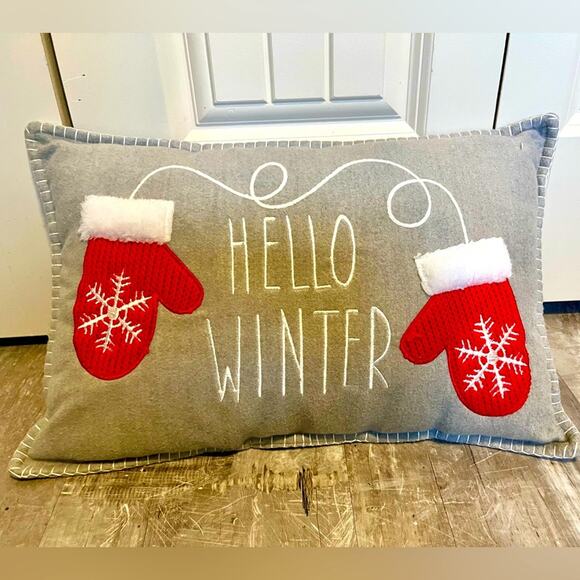 NWOT Hello Winter felt throw pillow - Picture 1 of 6
